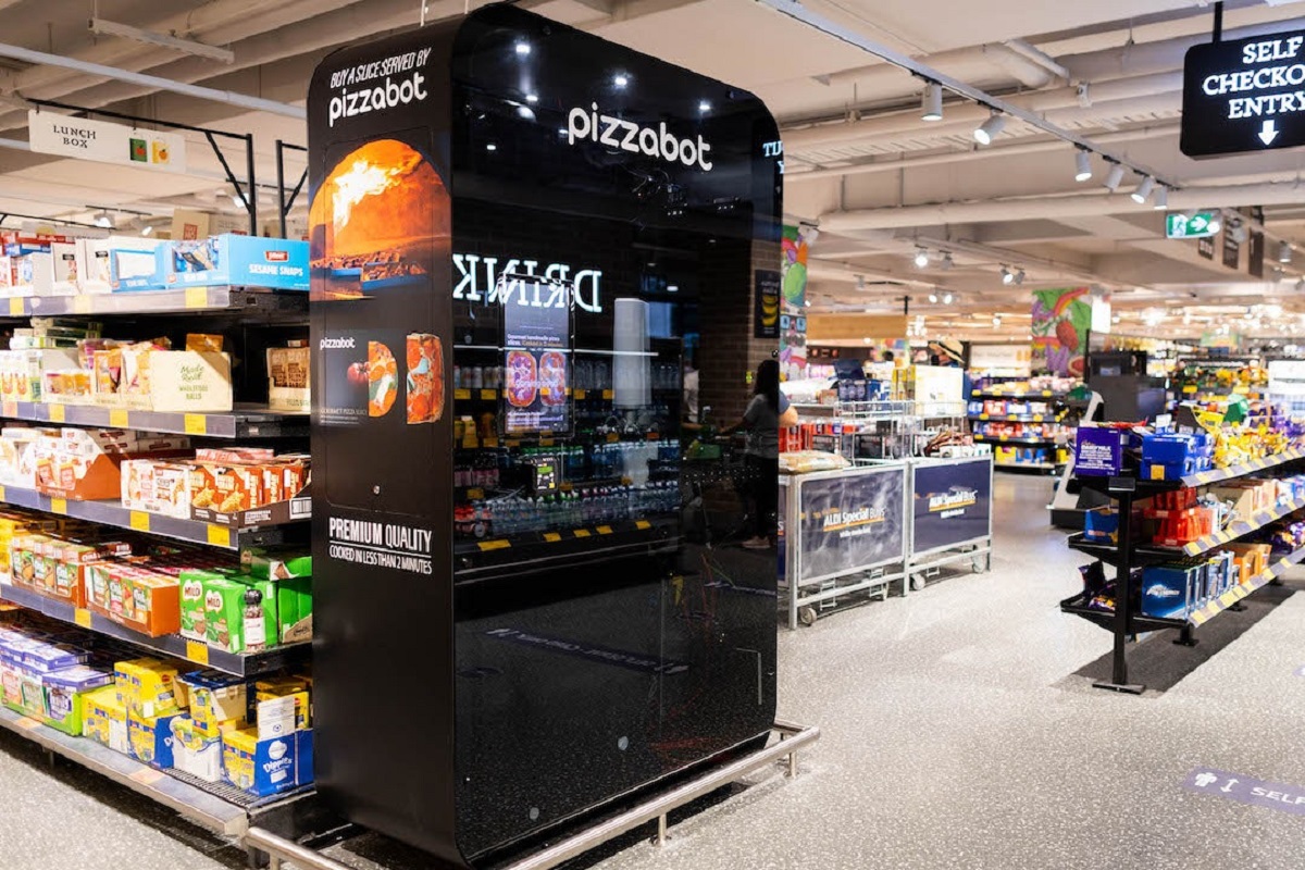 Aldi introduces Australia's first pizza vending machine - Convenience &  Impulse Retailing